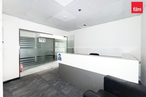 85.1m² Office in Dubai, UAE No. 198361