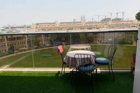 2 bedrooms Apartment in Motor City, UAE No. 186788