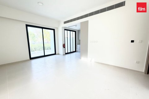 3 bedrooms Townhouse in Dubai, UAE No. 184435