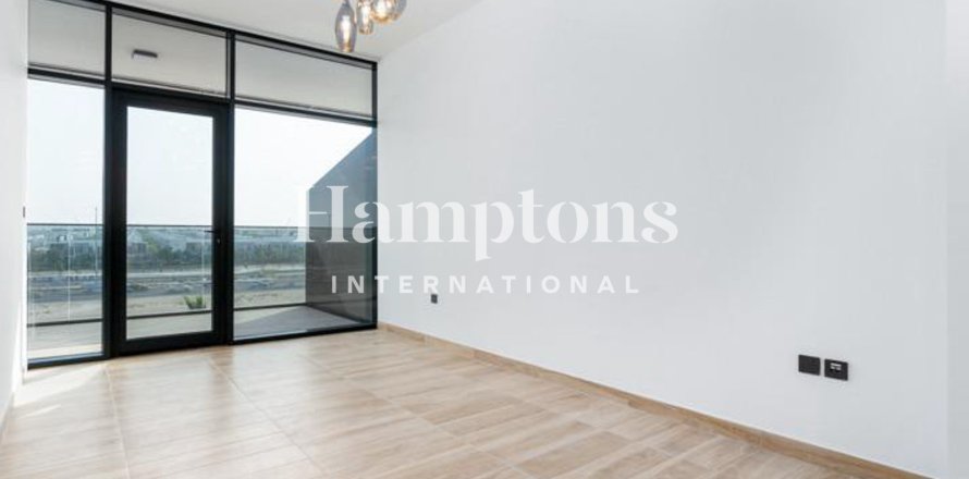 1 bedroom Apartment in Dubai Studio City, UAE No. 208243
