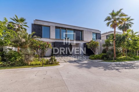 6 bedrooms Villa in The Crescent, UAE No. 206387