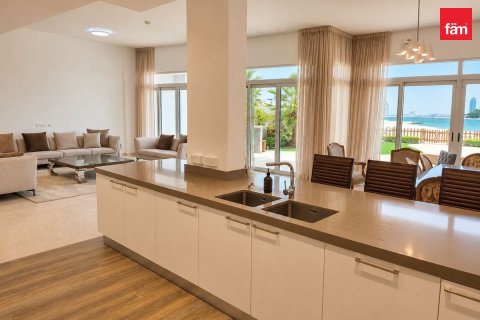 5 bedrooms Villa in Palm Jumeirah, UAE No. 187397 6