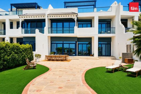 5 bedrooms Villa in Palm Jumeirah, UAE No. 187397 3