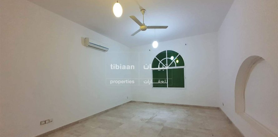Apartment de 2 dormitorios en Al Khuwair, Oman No. 53901