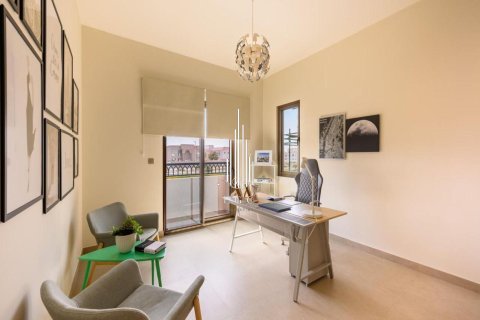 Villa de 5 chambres à Khalifa City, UAE No. 47696 14