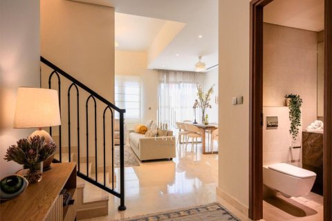 Villa de 5 chambres à Khalifa City, UAE No. 47696 12