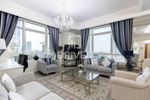 Квартира с 2 спальнями в Marina Crown, ОАЭ №202515