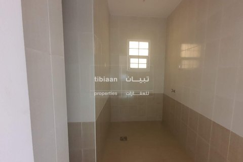 Townhouse de 4 dormitorios en As Sib, Oman No. 53763 6