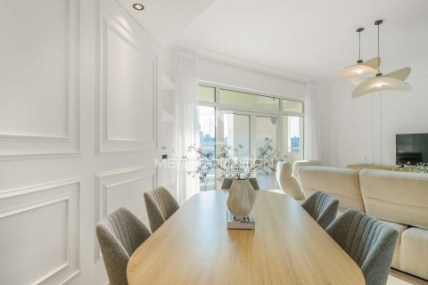 2 غرف نوم شقة في Shoreline Apartments, الإمارات العربية المتحدة رقم 62004