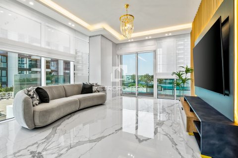 Appartement de 2 chambres à Al Kifaf, UAE No. 128900