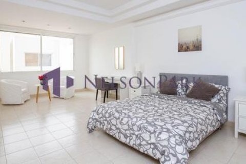 Villa de 4 dormitorios en Doha, Qatar No. 57620 5