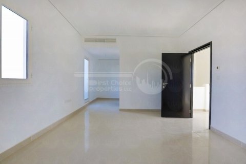 5 bedrooms Villa in Al Reef, UAE No. 12319 7