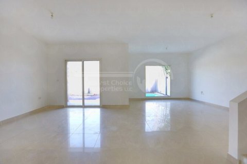 5 bedrooms Villa in Al Reef, UAE No. 12319 4