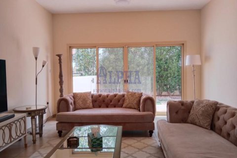 Townhouse de 3 dormitorios en Al Hamra Village, UAE No. 165431 6