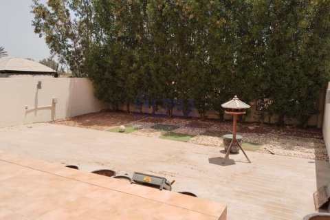 Townhouse de 3 dormitorios en Al Hamra Village, UAE No. 165431 21