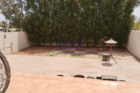 Townhouse de 3 dormitorios en Al Hamra Village, UAE No. 165431 20