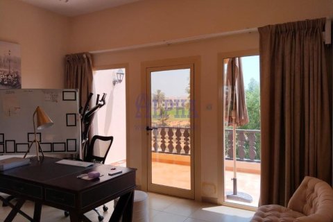 Townhouse de 3 dormitorios en Al Hamra Village, UAE No. 165431 14