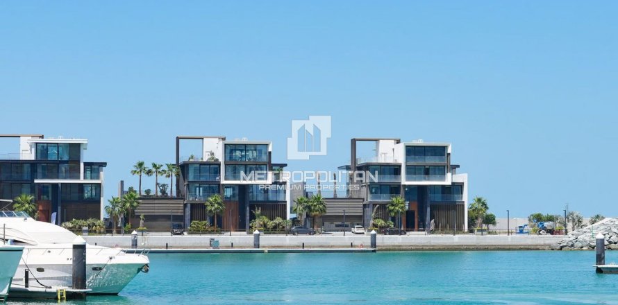 Villa de 6 chambres à Jumeirah 3, UAE No. 128985