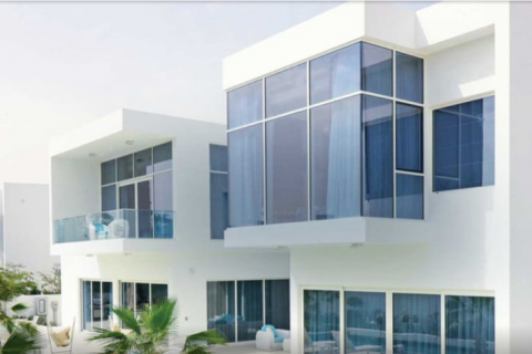 Villa de 4 dormitorios en Dubai, UAE No. 110978