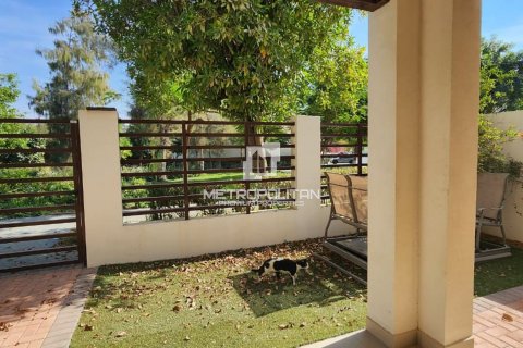 Villa de 3 chambres à Mina Al Arab, UAE No. 129864