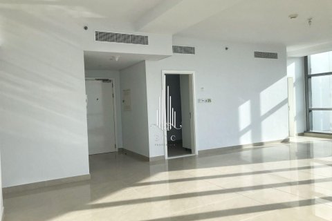 Apartment de 2 dormitorios en Corniche Road, UAE No. 24952 9