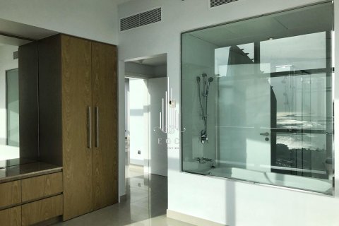 Apartment de 2 dormitorios en Corniche Road, UAE No. 24952 7