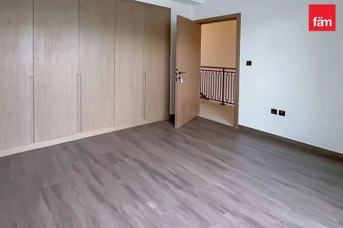 4 bedrooms Townhouse in Dubai, UAE No. 210843 10