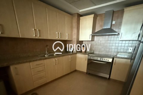Квартира с 2 спальнями в Shoreline Apartments, ОАЭ №184843 4