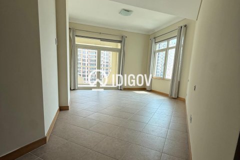 Квартира с 2 спальнями в Shoreline Apartments, ОАЭ №184843 6