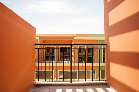 Townhouse de 3 dormitorios en Damac Lagoons, UAE No. 156632 12