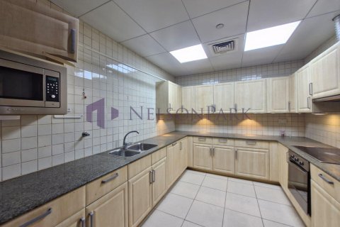 2 bedrooms Apartment in Doha, Qatar No. 56894 7