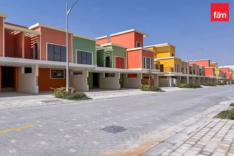 4 bedrooms Townhouse in Dubai, UAE No. 208000