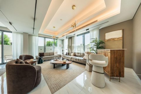 5 غرفة نوم فيلا في wasl gate, الإمارات العربية المتحدة رقم 193561 18