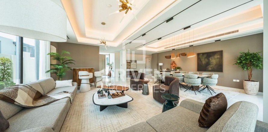 5 غرفة نوم فيلا في wasl gate, الإمارات العربية المتحدة رقم 193561