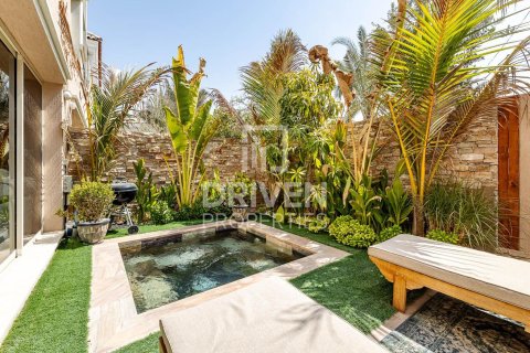Townhouse de 2 chambres à Al Andalus, UAE No. 207011