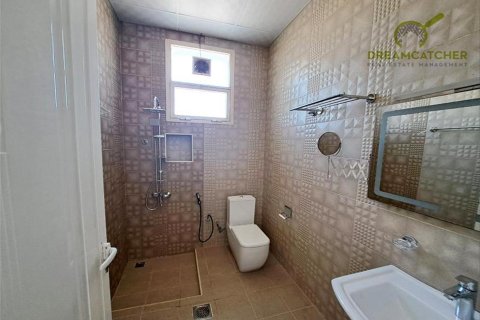 8 bedrooms Villa in Seih Al Ghubb, UAE No. 34189 11
