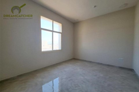 8 bedrooms Villa in Seih Al Ghubb, UAE No. 34189 21