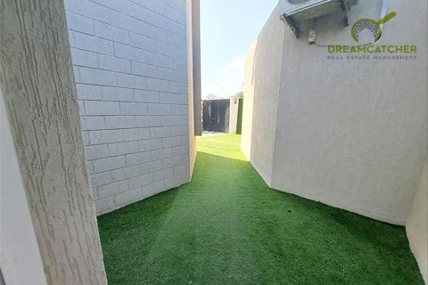 8 bedrooms Villa in Seih Al Ghubb, UAE No. 34189 30