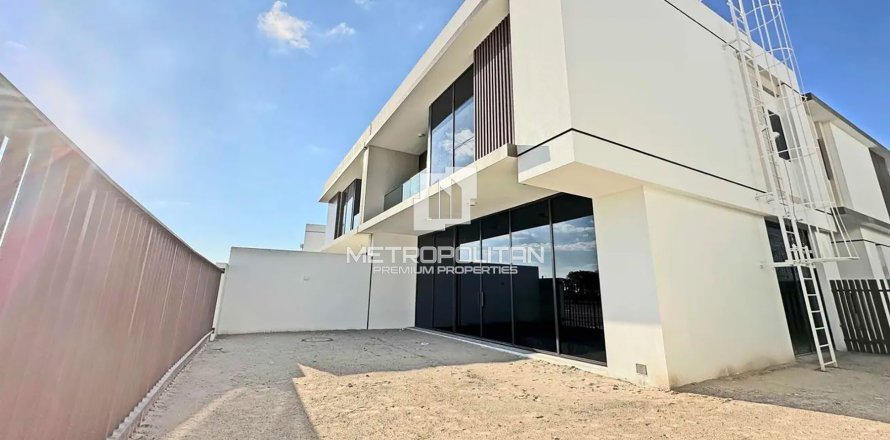 4 غرف نوم فيلا في District One, الإمارات العربية المتحدة رقم 128157