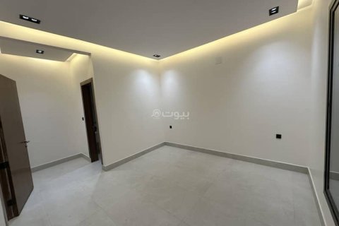 5 bedrooms Apartment in Riyadh, Saudi Arabia No. 60423 9