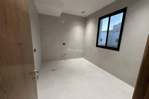 5 bedrooms Apartment in Riyadh, Saudi Arabia No. 60423 8