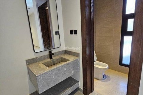 4 bedrooms Apartment in Riyadh, Saudi Arabia No. 60422 10