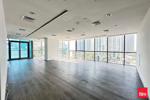 107.9m² Office in Dubai, UAE No. 162964