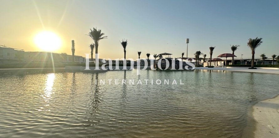 3 bedrooms Townhouse in Al Manara, UAE No. 134398