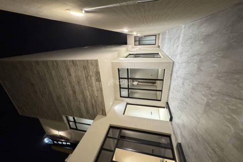 Villa de 5 chambres à Riyadh, Saudi Arabia No. 62634 7