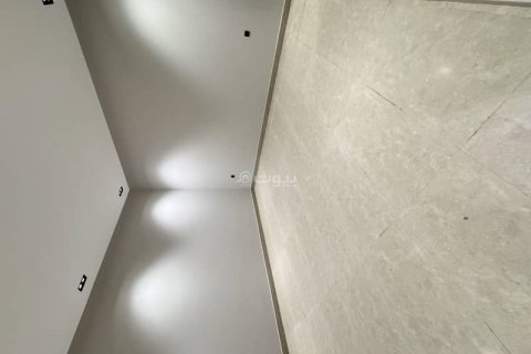 Villa de 5 chambres à Riyadh, Saudi Arabia No. 62634 18