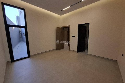Квартира с 4 спальнями в Эр-Рияд, Саудовская Аравия №67512 10