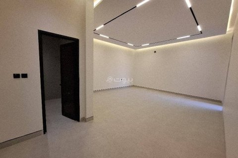 Квартира с 4 спальнями в Эр-Рияд, Саудовская Аравия №67512 5