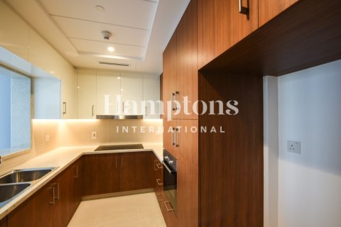 3 bedrooms Apartment in The Hills A, UAE No. 166811