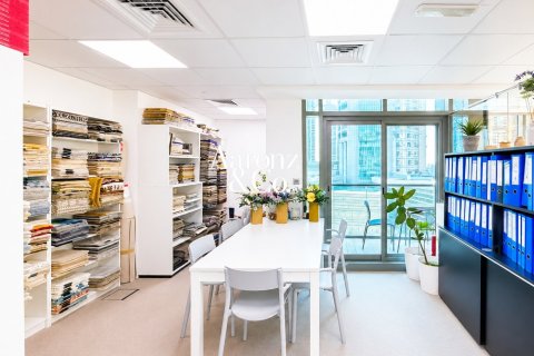 108m² Office in Jumeirah Lake Towers, UAE No. 168362